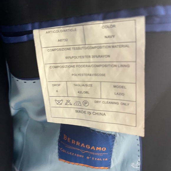 Men’s 3 piece suit. Navy - Picture 4 of 4